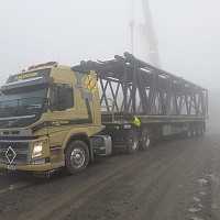 truck_32_fog_load_crane.jpg